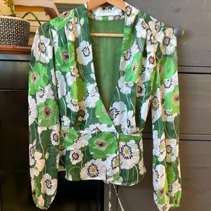 ASTR the label wrap top